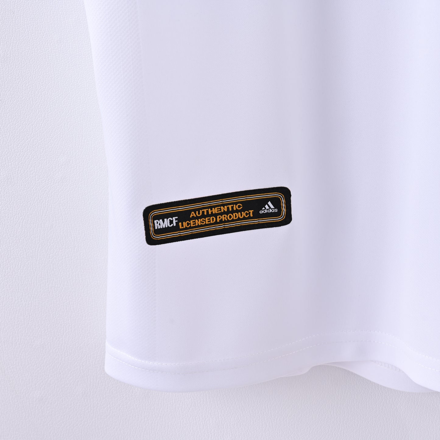 Real Madrid 01-02 Home Kit Soccer Jersey (Retro)