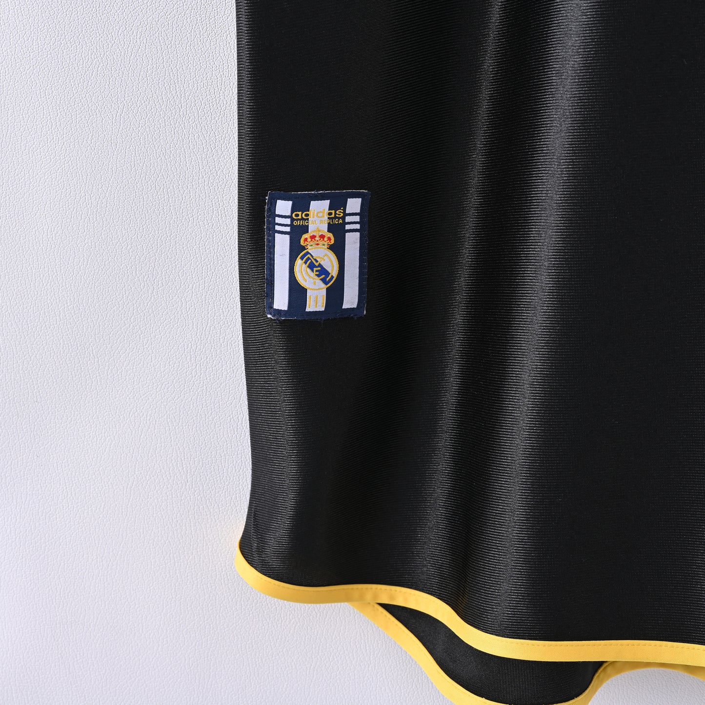 Real Madrid 99-00 Away Kit Soccer Jersey (Retro)