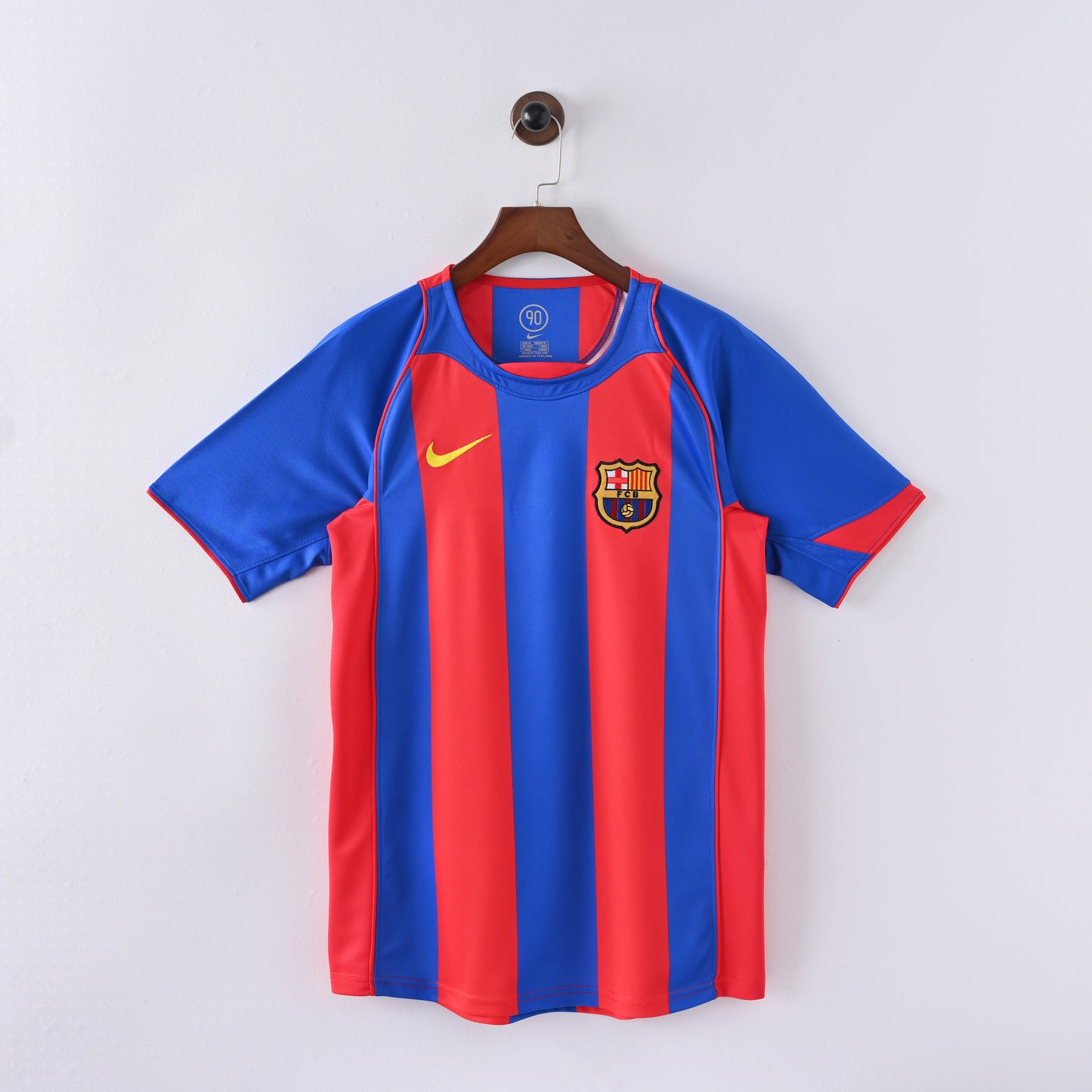 Barcelona 04-05 Home Kit Soccer Jersey (Retro)