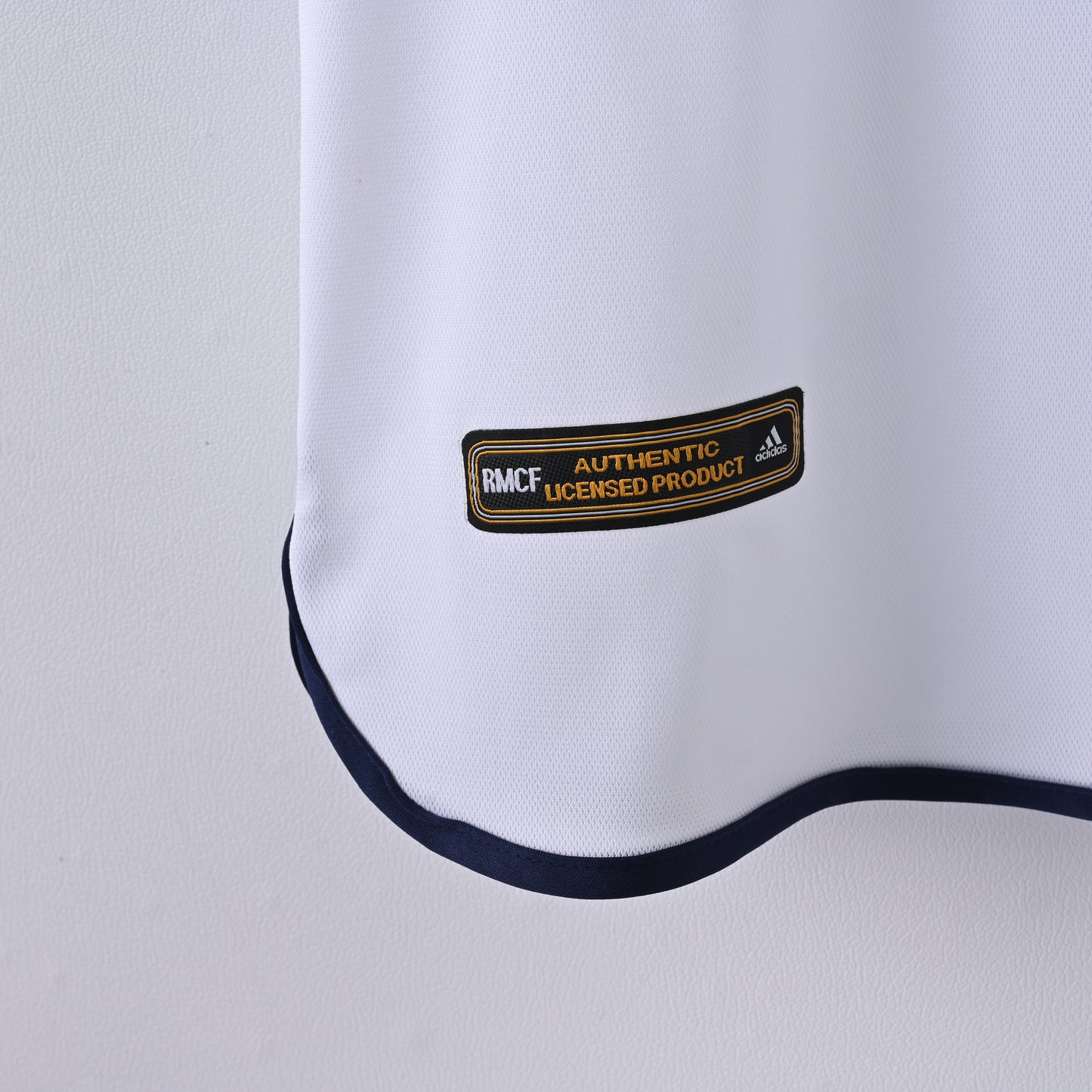 Real Madrid 00-01 Home Kit Soccer Jersey (Retro)