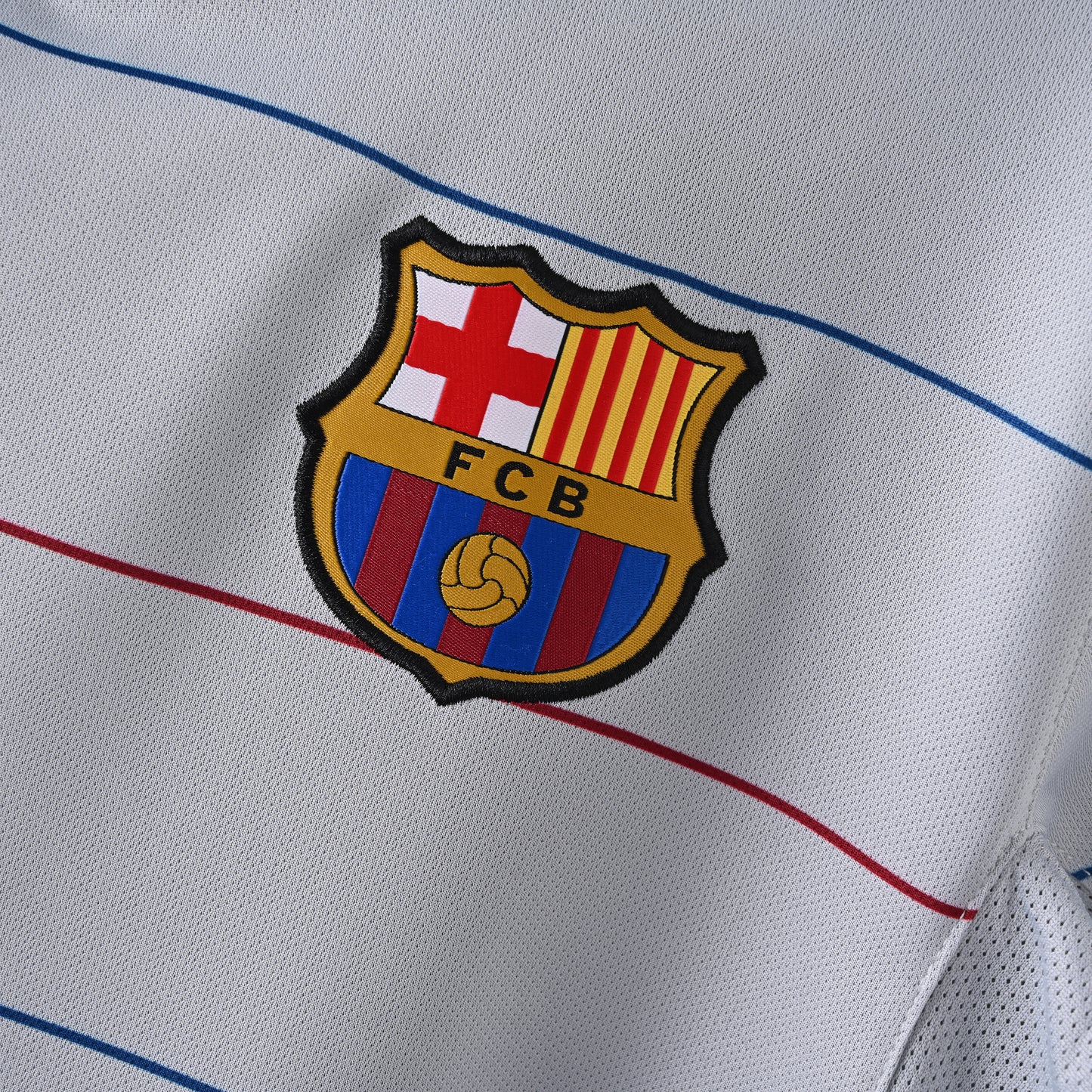 Barcelona 03-04 Home Kit Soccer Jersey (Retro)
