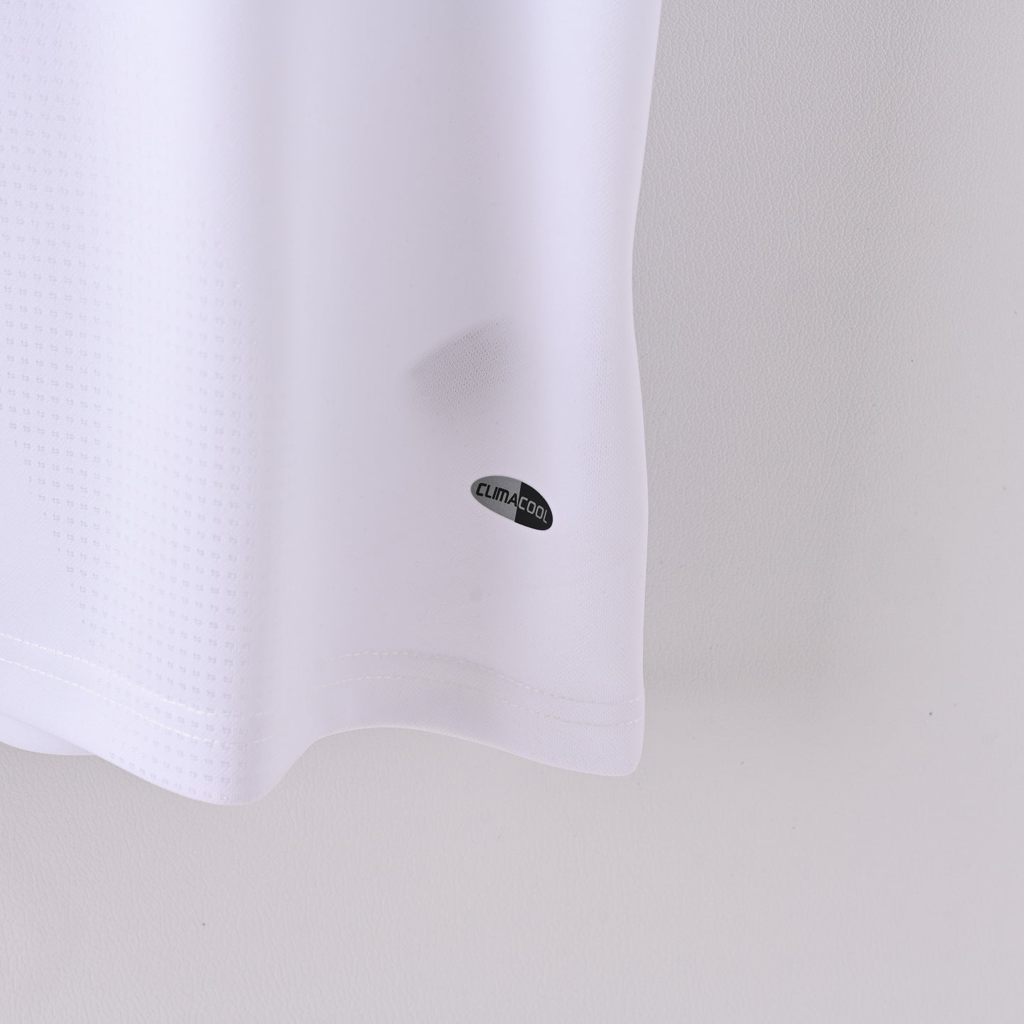Real Madrid 08-09 Home Kit Soccer Jersey (Retro)