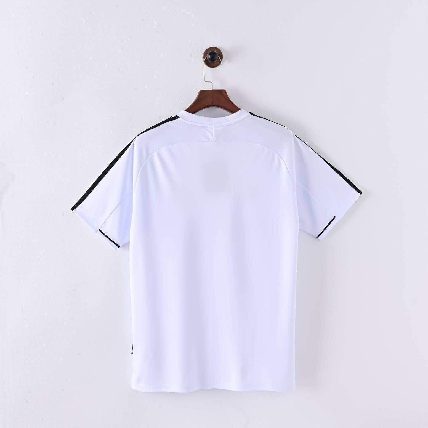 Real Madrid 03-04 Home Kit Soccer Jersey (Retro)