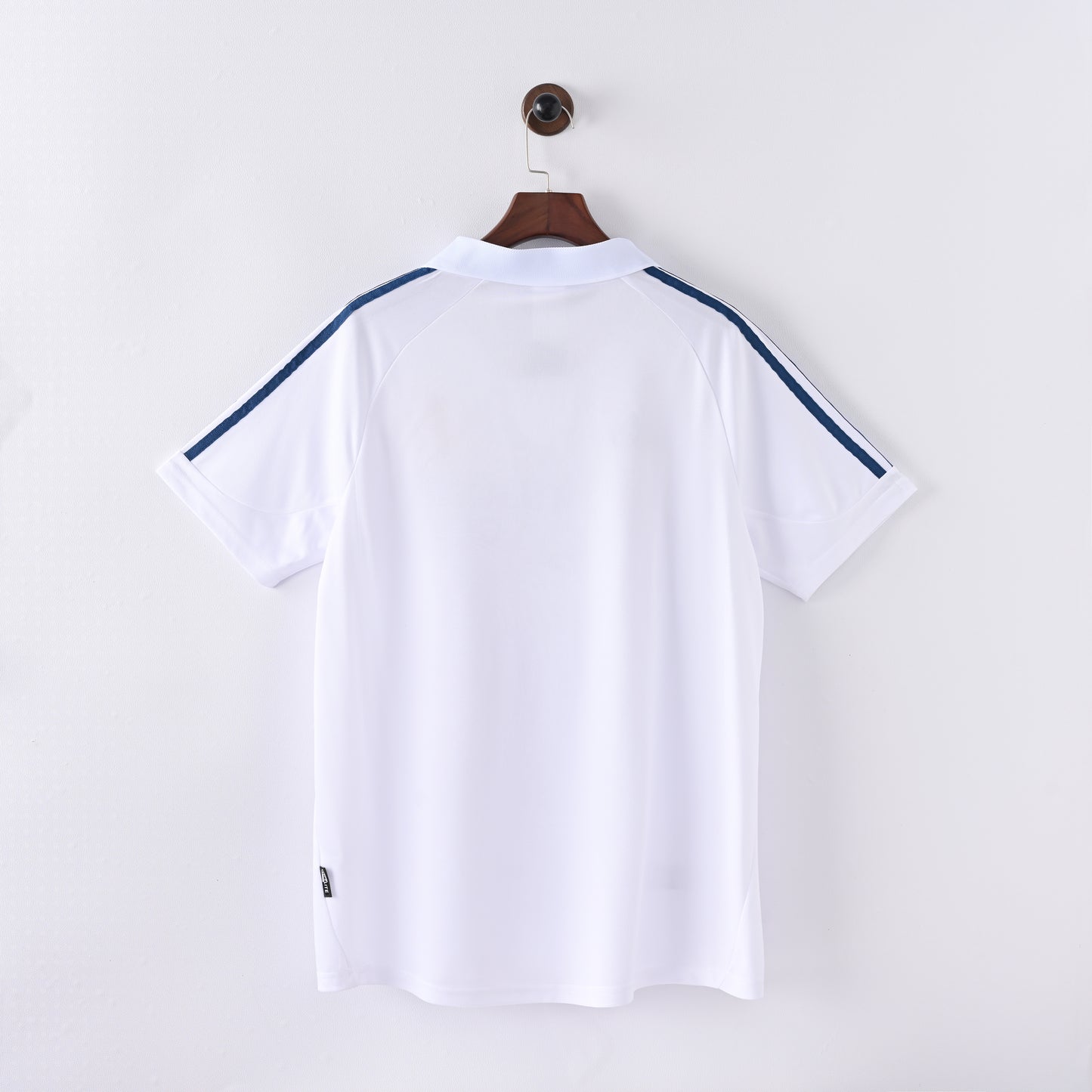 Real Madrid 01-02 Home Kit Soccer Jersey (Retro)