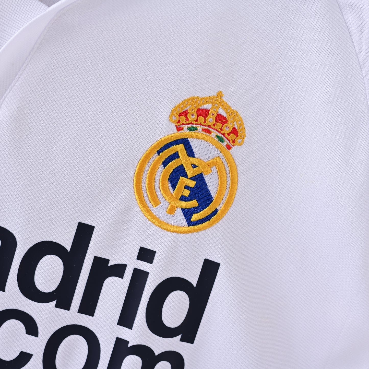 Real Madrid 01-02 Home Kit Soccer Jersey (Retro)