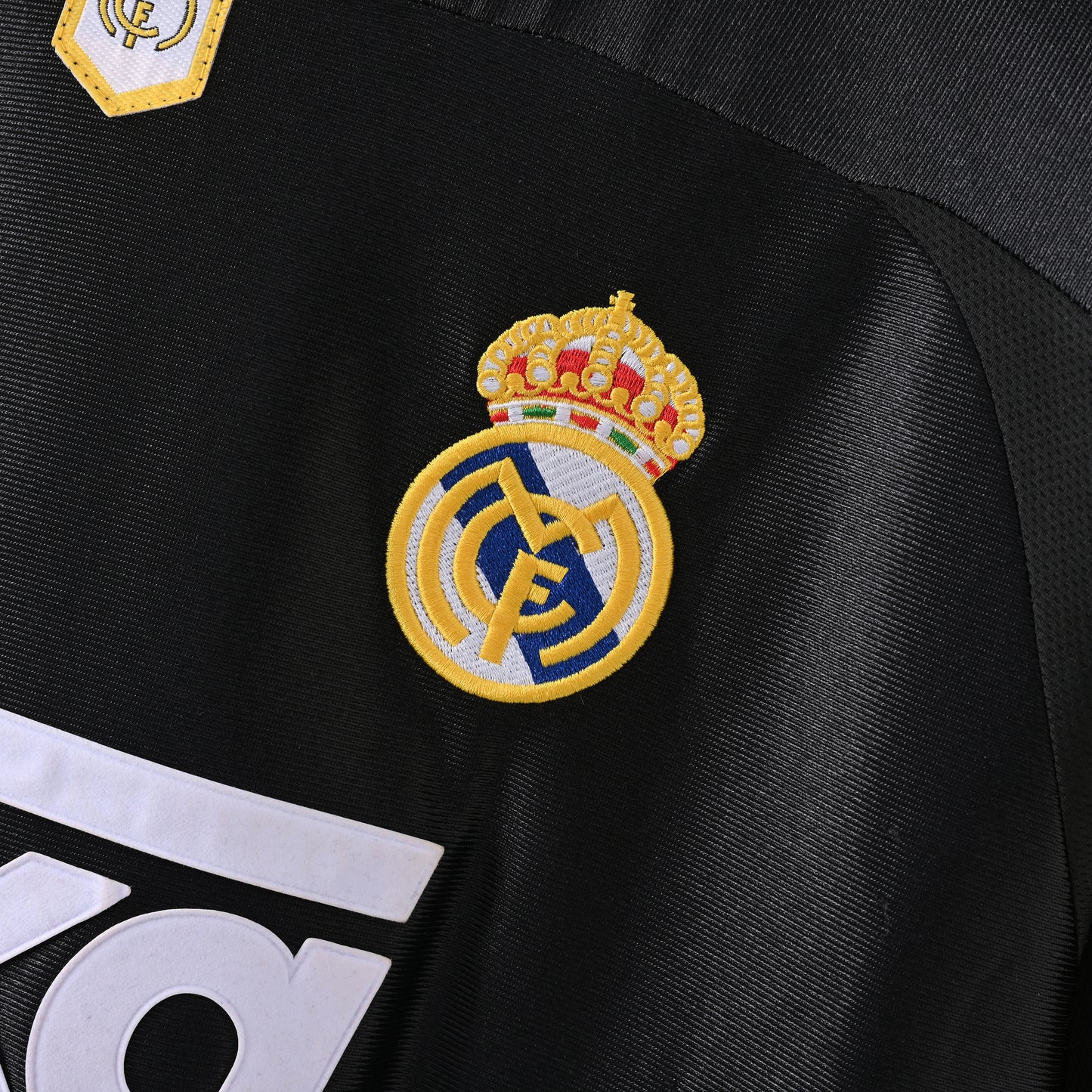 Real Madrid 99-00 Away Kit Soccer Jersey (Retro)