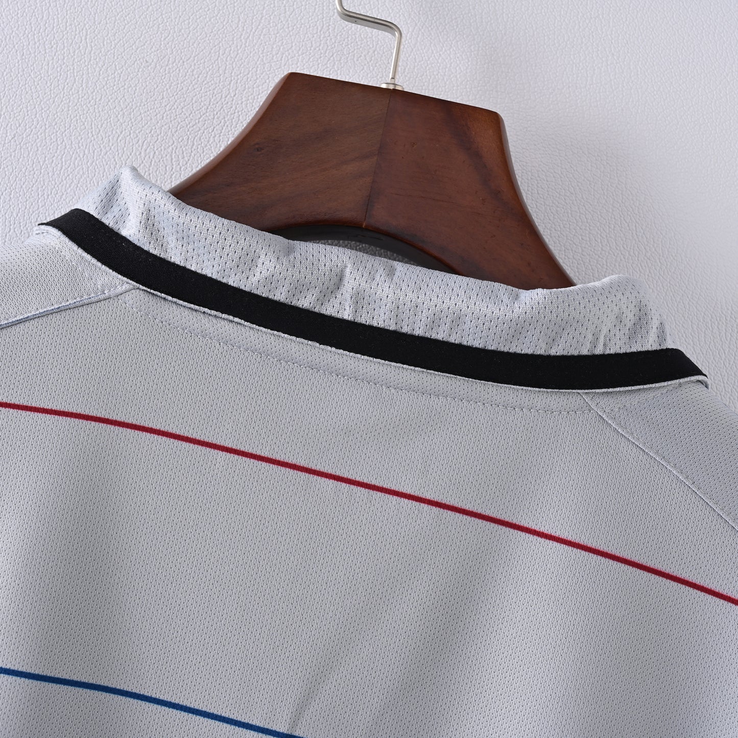 Barcelona 03-04 Home Kit Soccer Jersey (Retro)