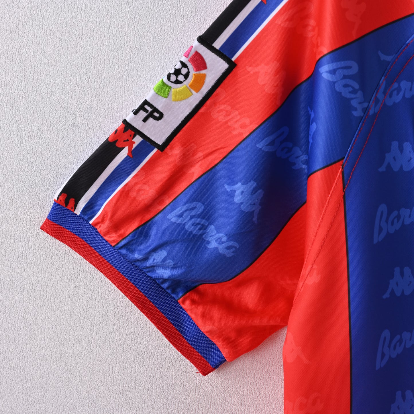 Barcelona 96-97 Home Kit Soccer Jersey (Retro)