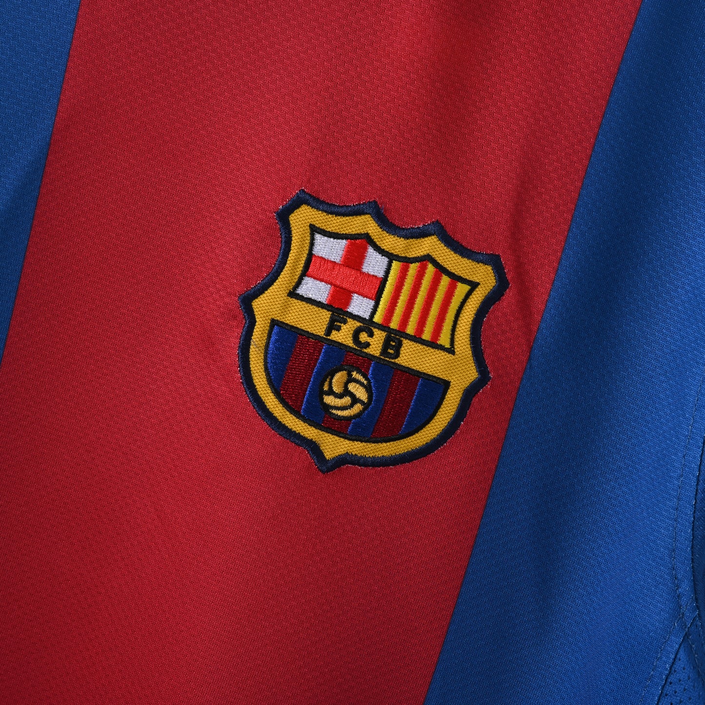 Barcelona 06-07 Home Kit Soccer Jersey (Retro)