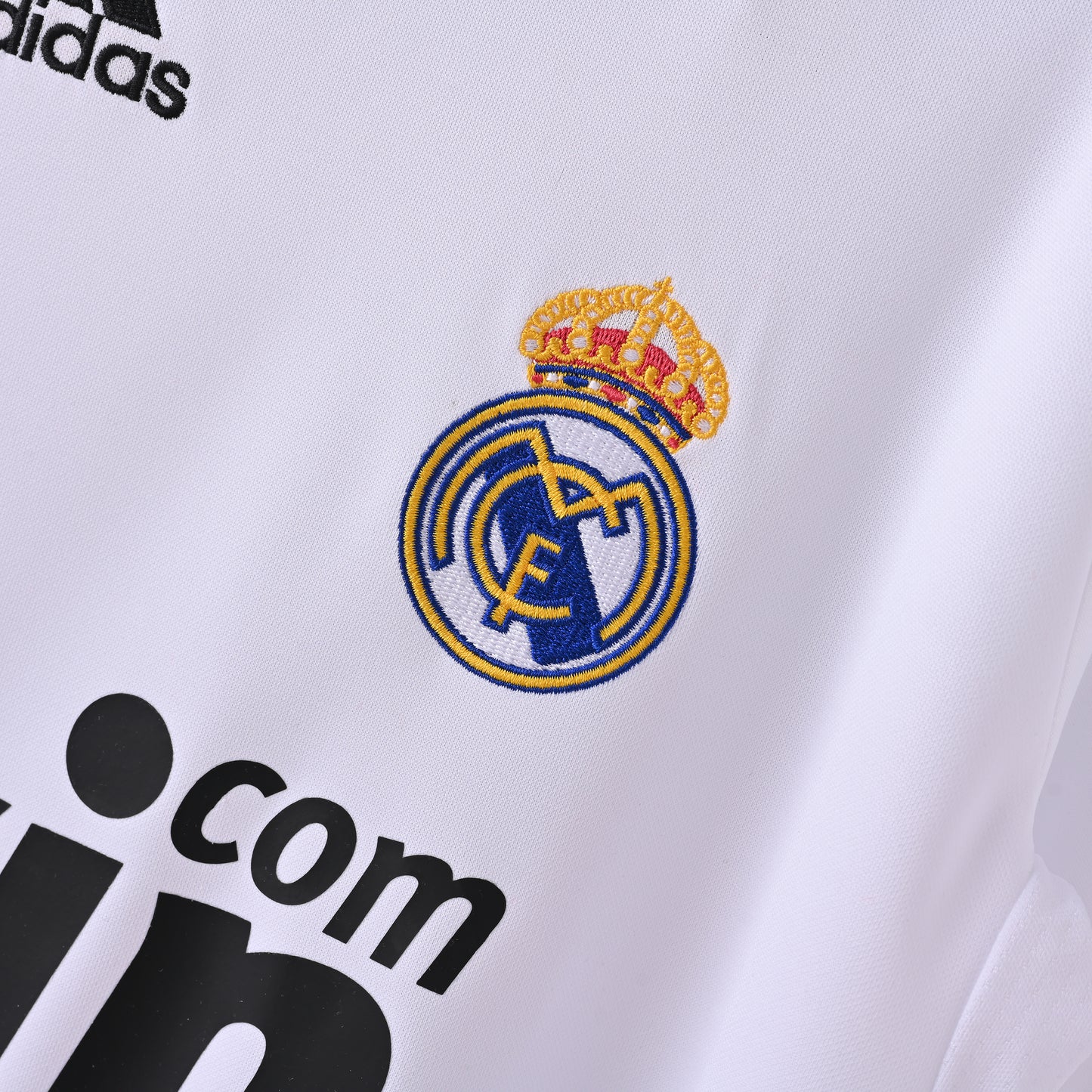 Real Madrid 08-09 Home Kit Soccer Jersey (Retro)
