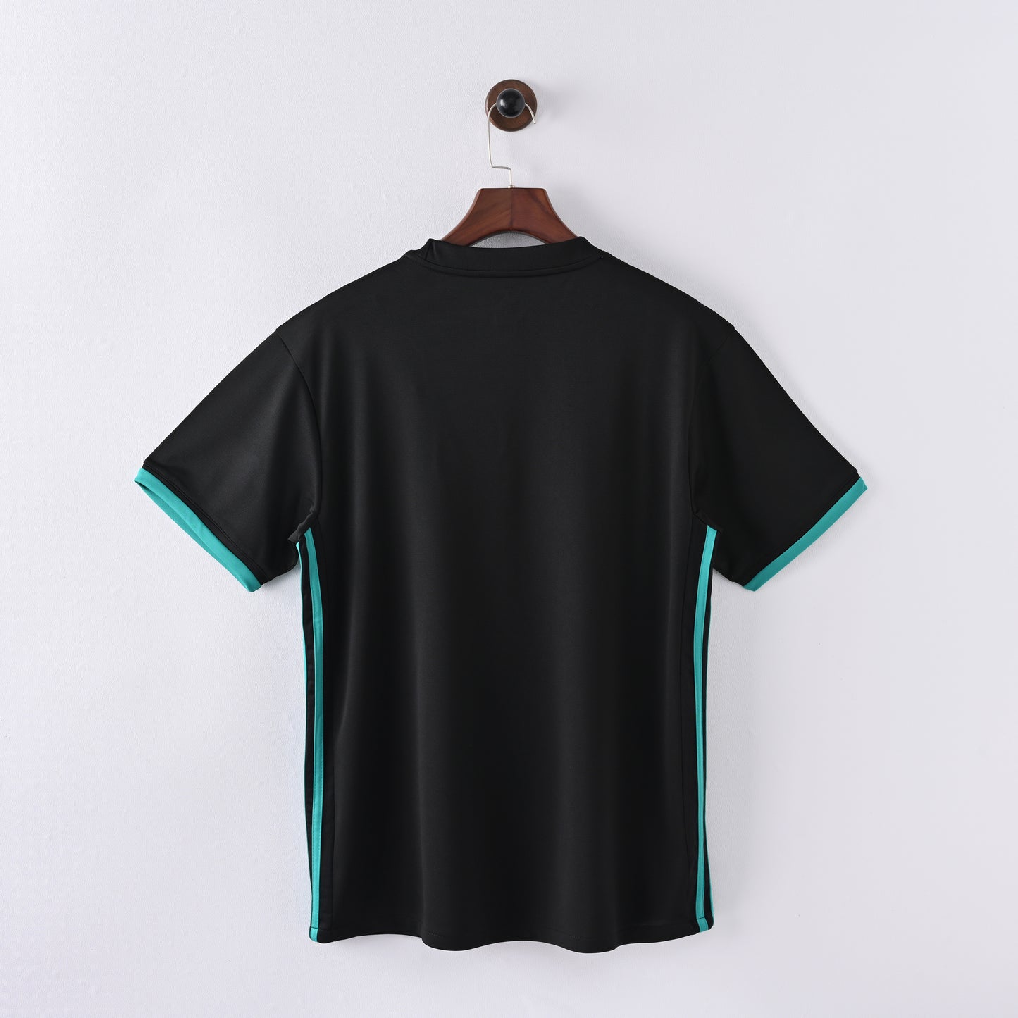 Real Madrid 17-18 Away Kit Soccer Jersey (Retro)
