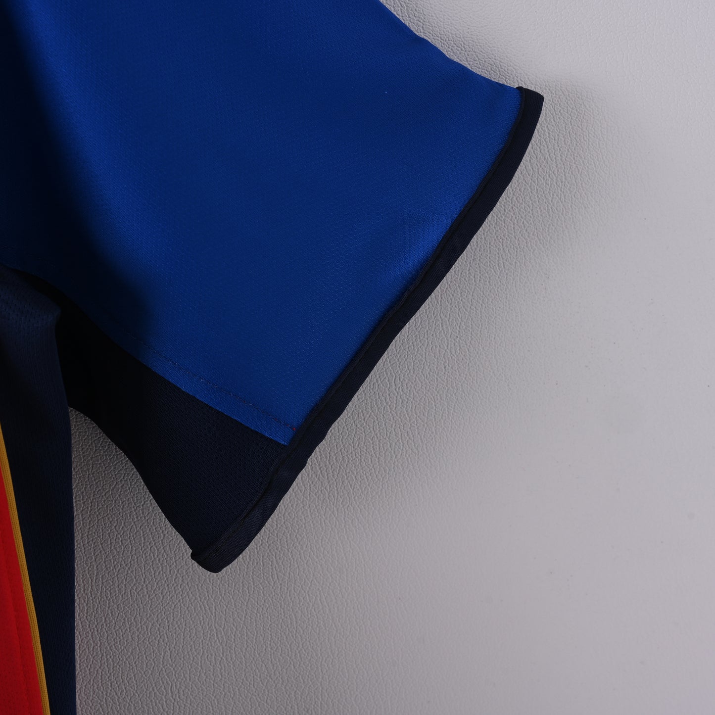 Barcelona 01-02 Home Kit Soccer Jersey (Retro)