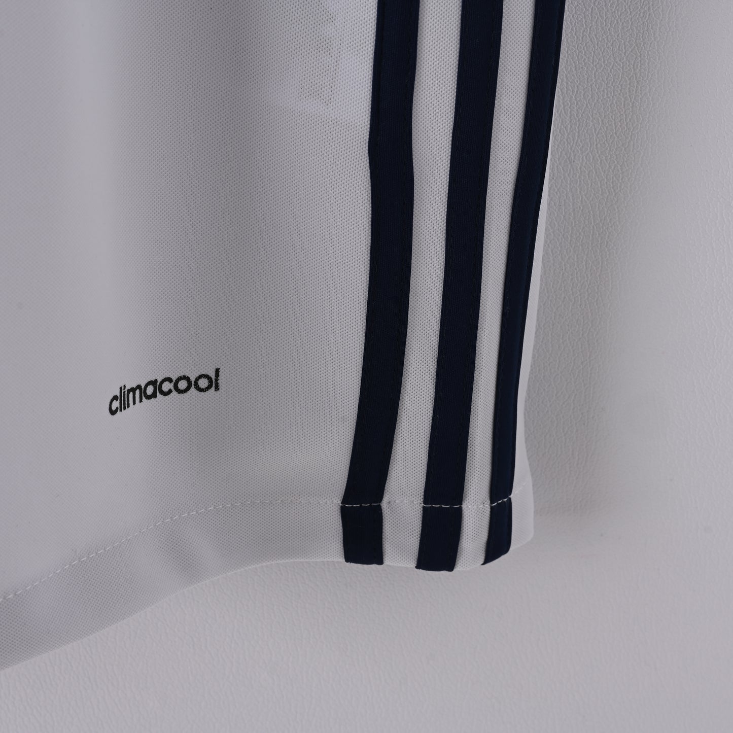 Real Madrid 16-17 Home Kit Soccer Jersey (Retro)