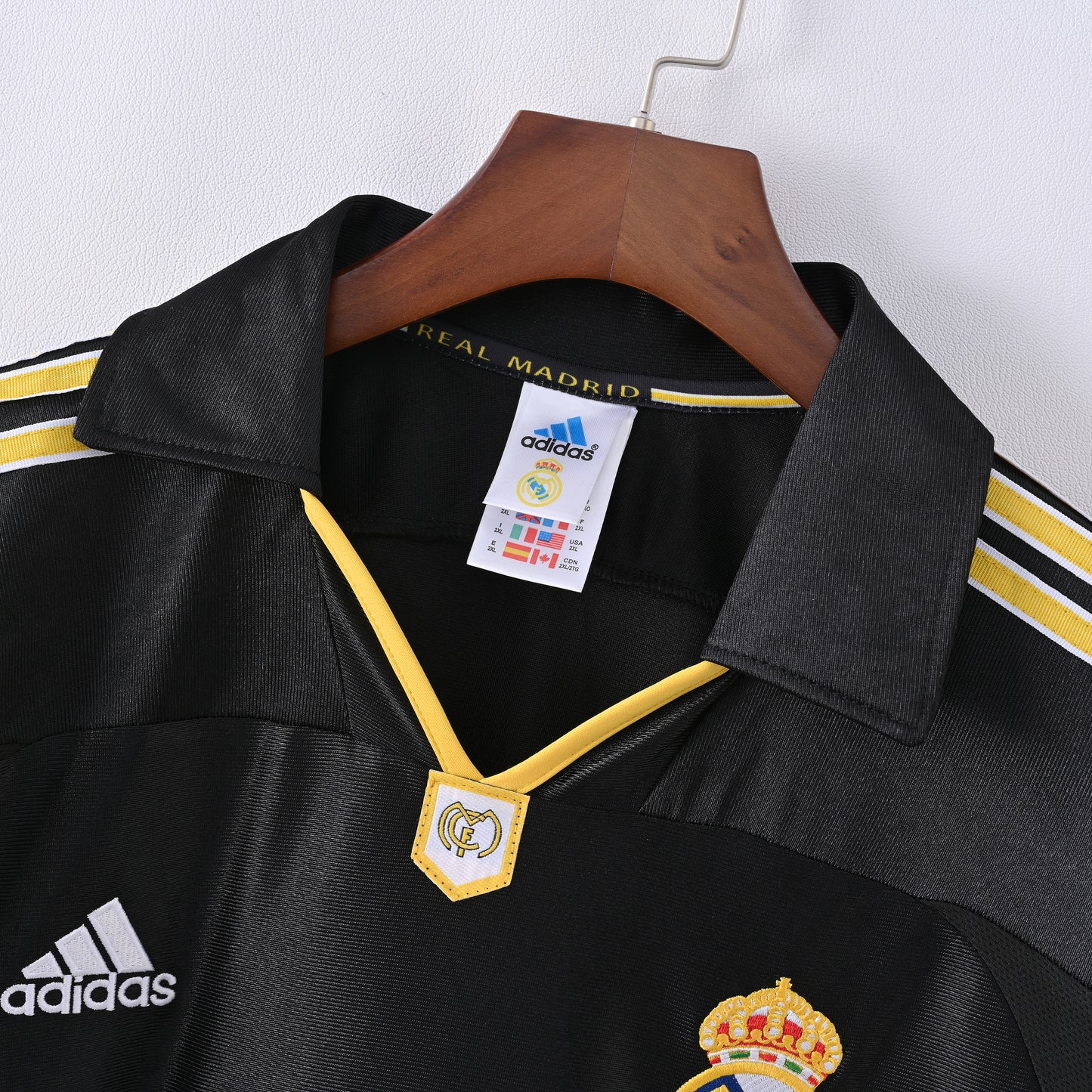 Real Madrid 99-00 Away Kit Soccer Jersey (Retro)