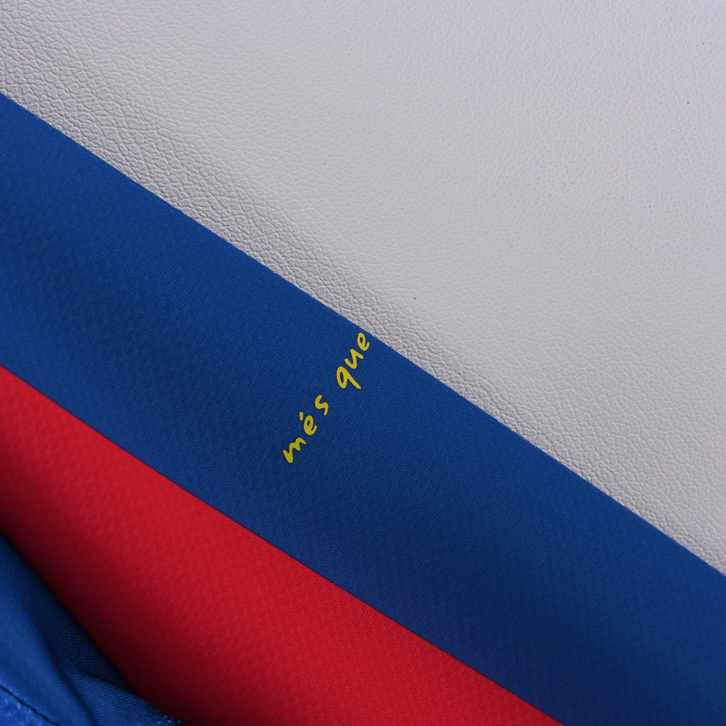 Barcelona 10-11 Home Kit Soccer Jersey (Retro) (Long-sleeve)