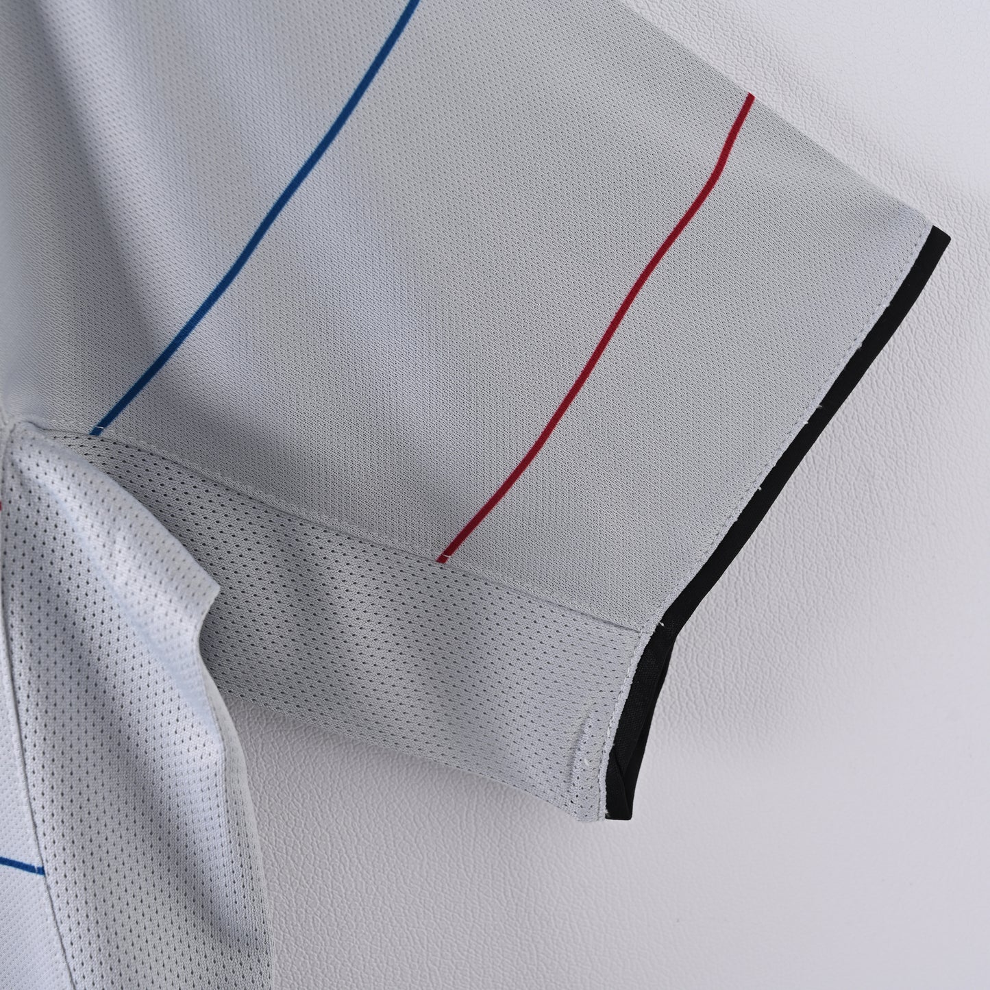 Barcelona 03-04 Home Kit Soccer Jersey (Retro)