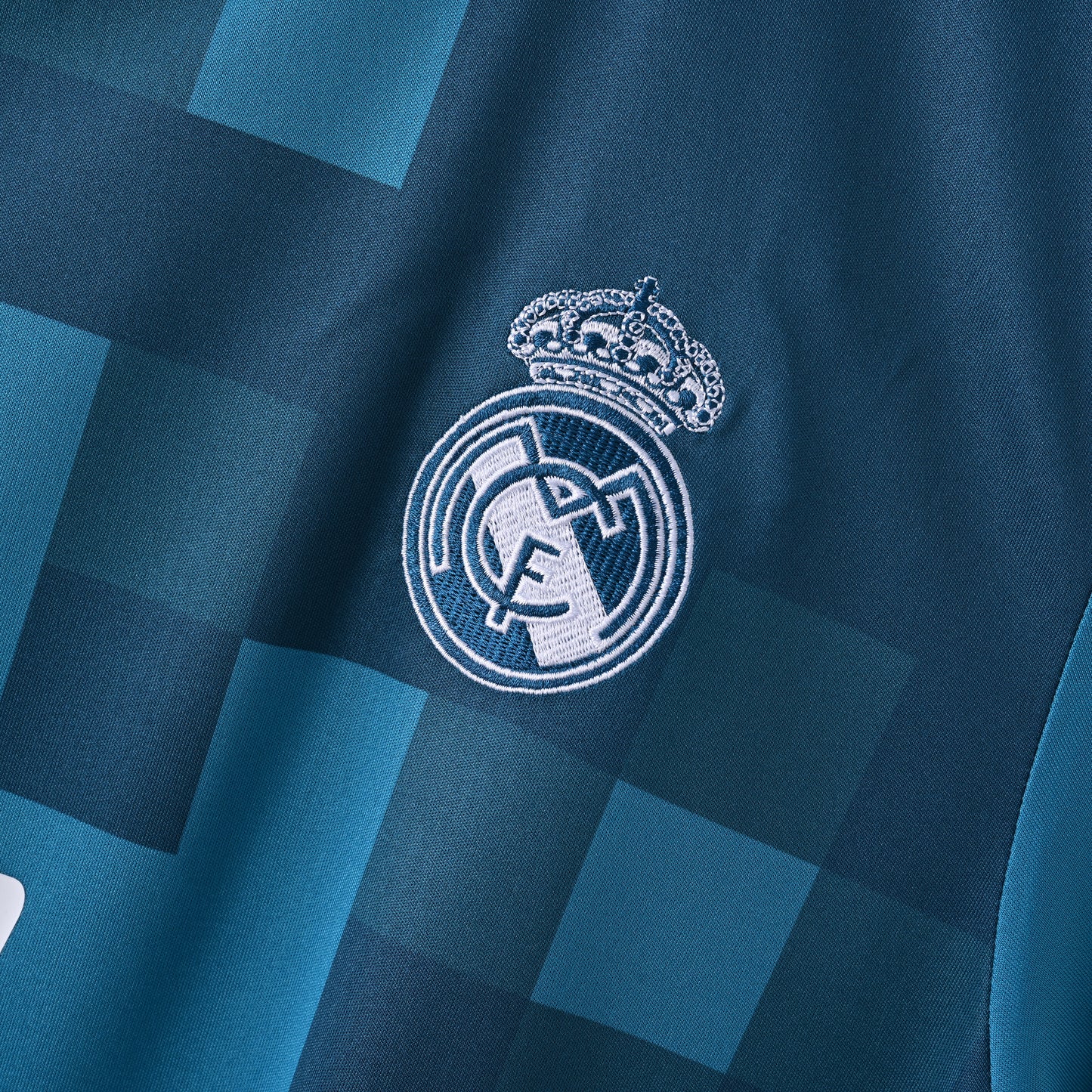 Real Madrid 17-18 3rd Kit Soccer Jersey (Retro)