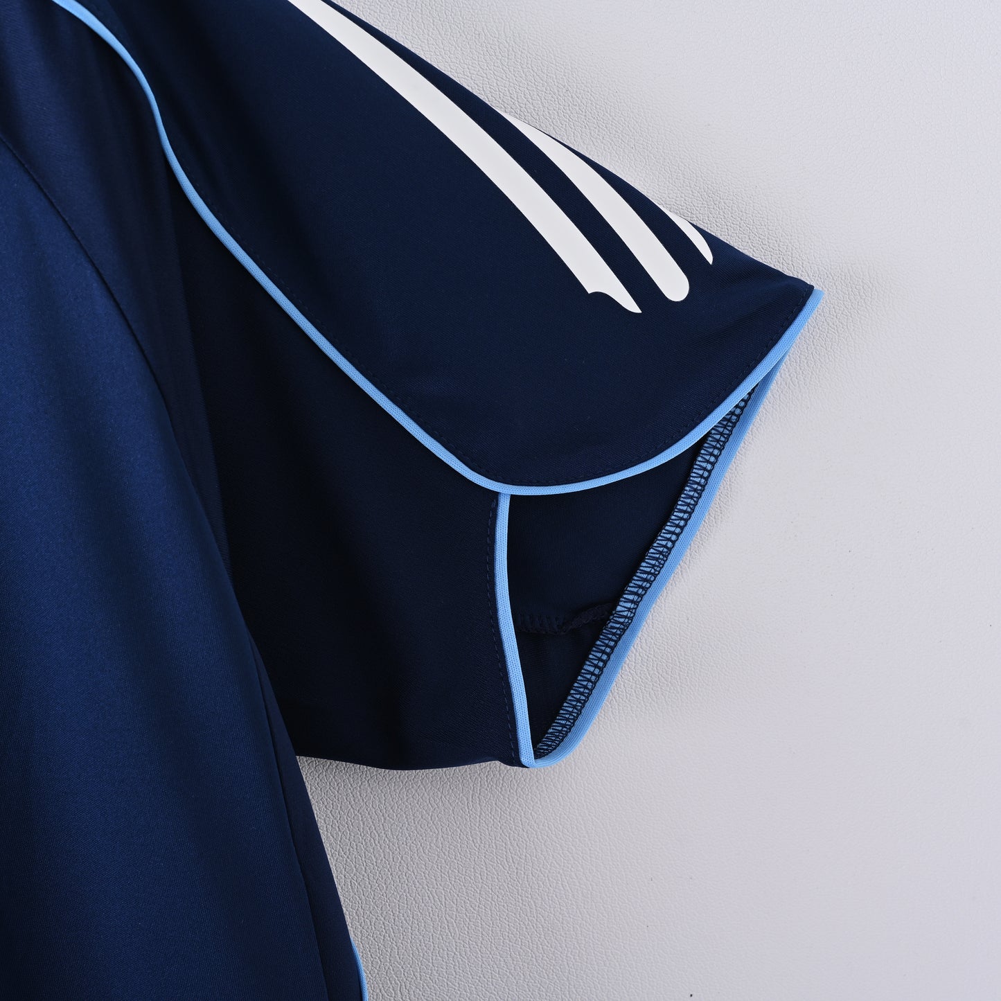 Real Madrid 05-06 Away Kit Soccer Jersey (Retro)